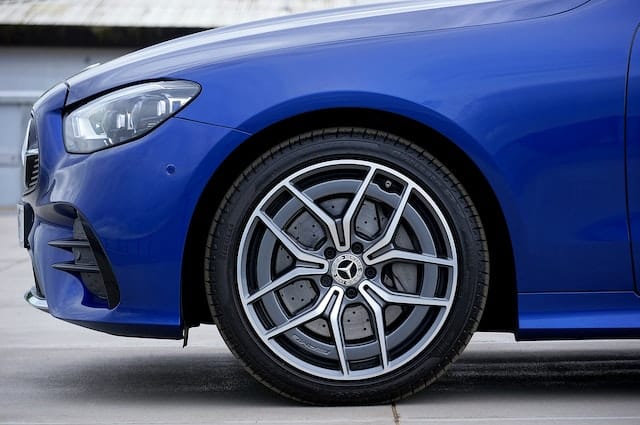 Get Premium Alloy Wheel Repair in Sydney at 5 Star Tyres!