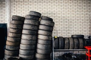 The Essential Checklist: 10 Features of  Reliable Tyre Shops
