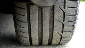 Buying Second-Hand Tyres: The Pros, Cons, and Safety Advice!
